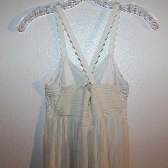 Ivory Boho Maxi Dress - Picture 7 of 8